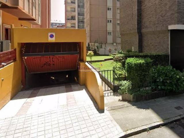 Garaje en venta en Vigo, A Ceboleira