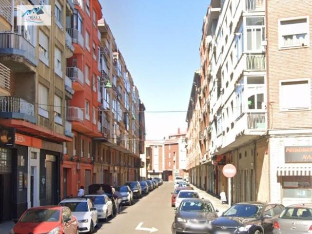 Garaje en venta en Centro, León