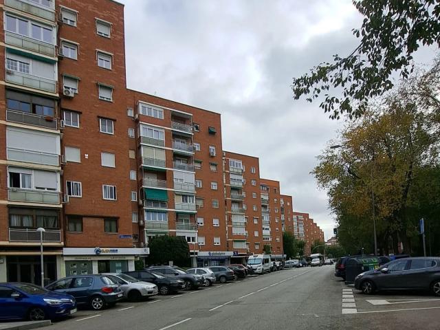 Piso en venta en Moratalaz, Madrid