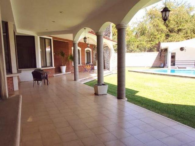 VENTA DE PROPIEDAD CON 2500 MTS DE TERRENO EN YAUTEPEC