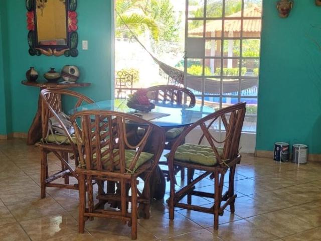 Venta de residencia en las lajas