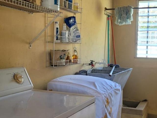 Venta de residencia en las lajas