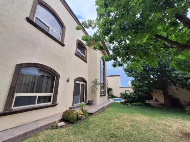 Casa En Condominio en venta en Saltillo, Coahuila