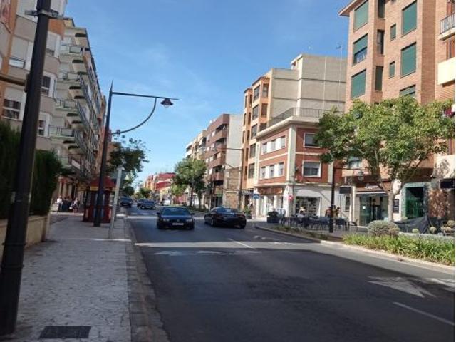 Local Comercial en venta en Xirivella, Barri del Mont de Pietat