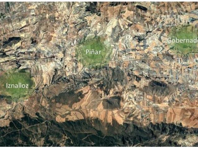 Local Comercial en venta en Comarca de Los Montes, Andalucía
