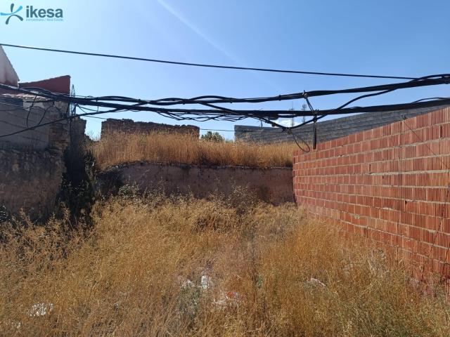 Terreno en venta en Comarca de Los Montes, Andalucía