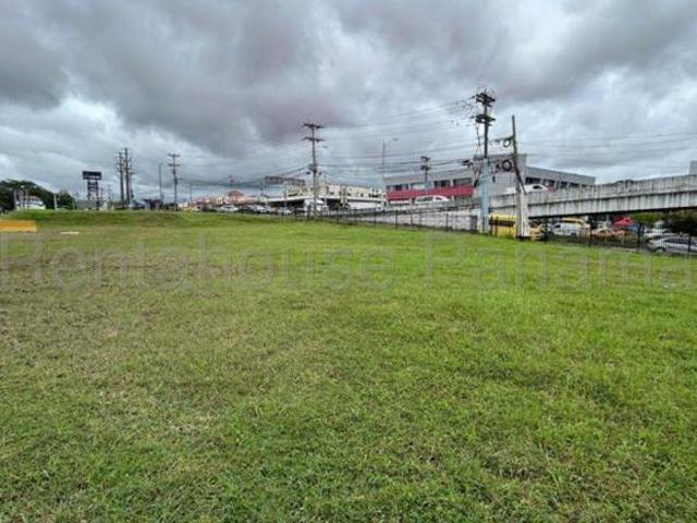 Venta de Terreno en Brisas del Golf