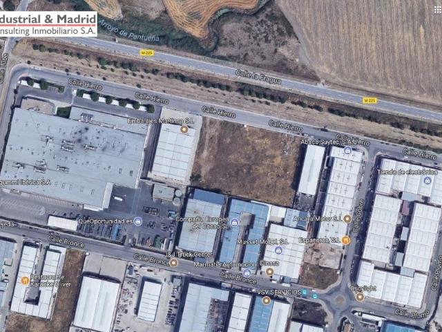 Terreno en venta en Loeches, Madrid