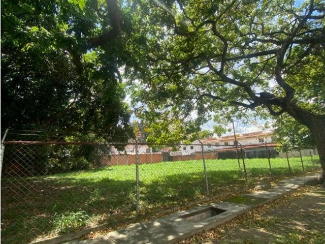 Terreno en venta en Trigal Norte, Valencia