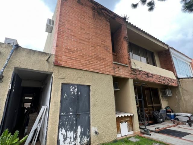 Casa en venta en Altos De Guataparo, Valencia