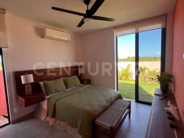 VENTA DE VILLA, SAN CRISANTO, YUCATÁN