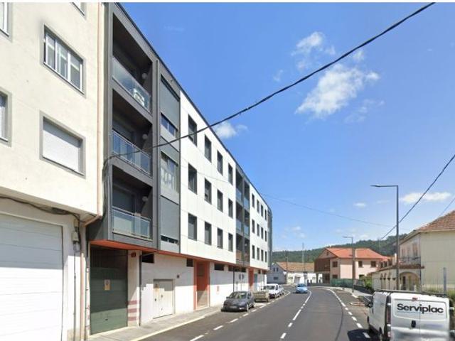 Piso en venta en Outes, Noia