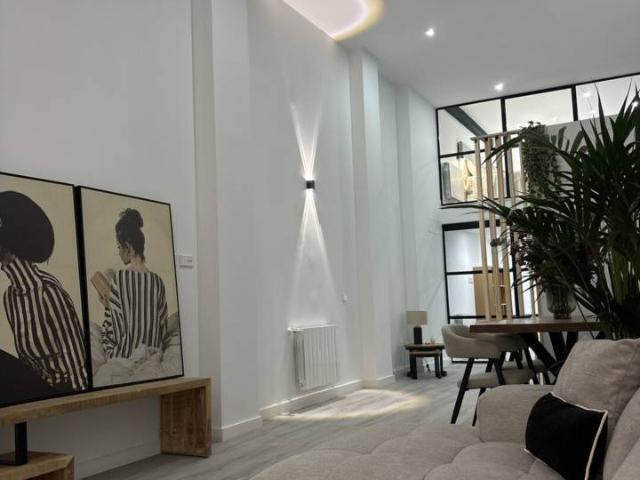 Casa en venta en Latina, Madrid