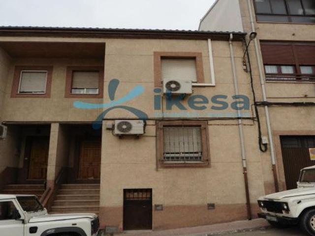 Piso en venta en Villanueva Del Arzobispo, Andalucía