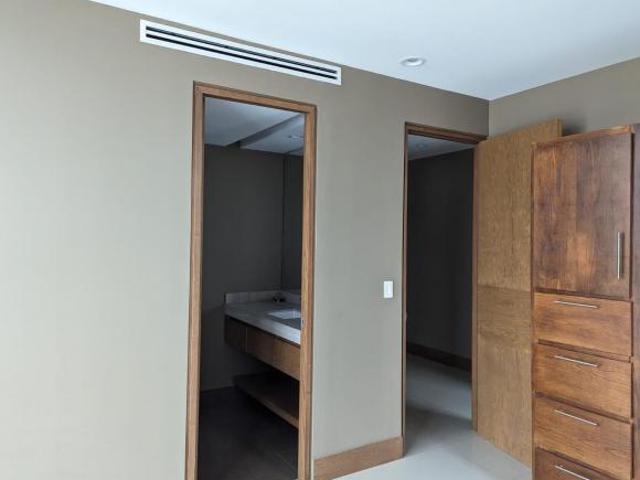 Venta Departamento Torre Sphera! 3 recamaras!