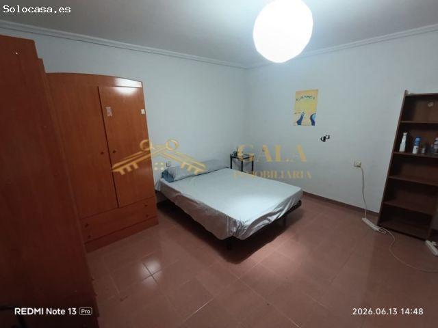 Piso en venta en Margallo, Cáceres