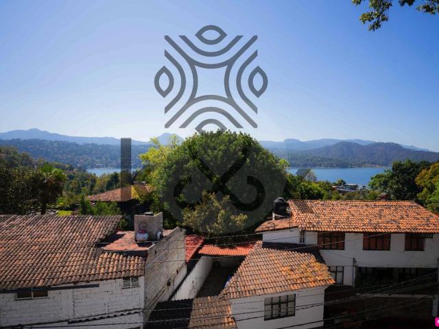 Local Comercial en venta en Valle De Bravo, Estado de México