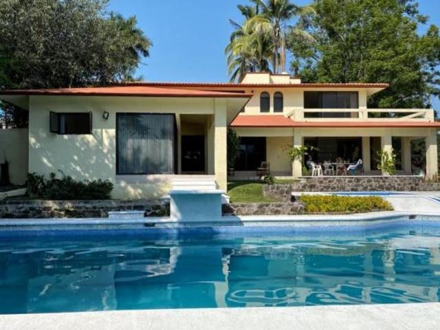 Venta en casa en Cuernavaca Santa Fe