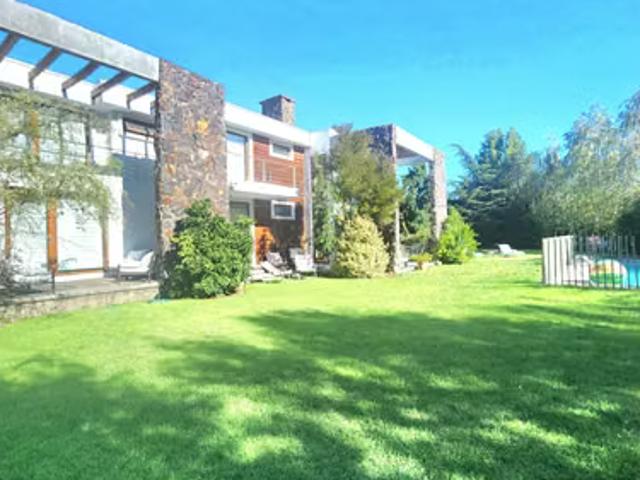 Casa en venta en Las Lomas, Los Ángeles