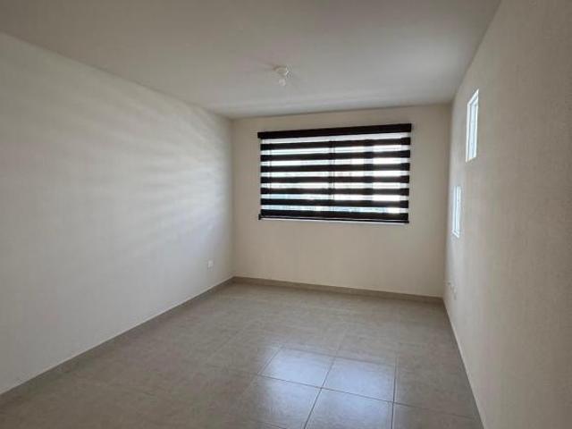 VENTA ESQUINA PLANTA BAJA SENDAS RESIDENCIAL QUERETARO