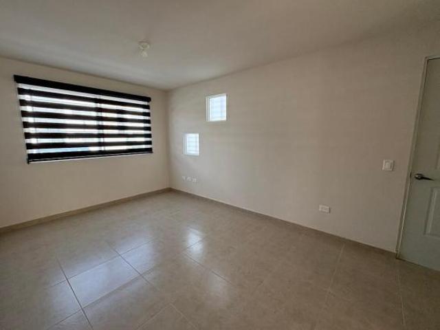 VENTA ESQUINA PLANTA BAJA SENDAS RESIDENCIAL QUERETARO