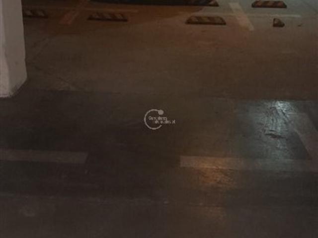 Venta Estacionamiento UF 300