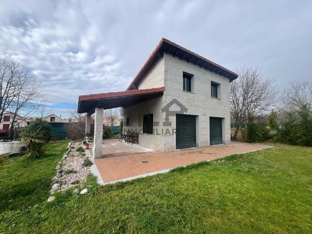 Casa en venta en Urbanización A Tapada de Bouzas, Ourense