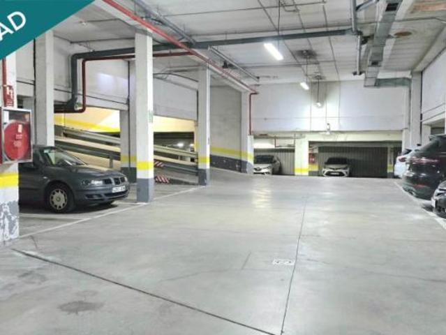 Garaje en venta en Madrid
