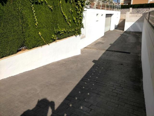 Garaje en venta en Oliva, Valencia