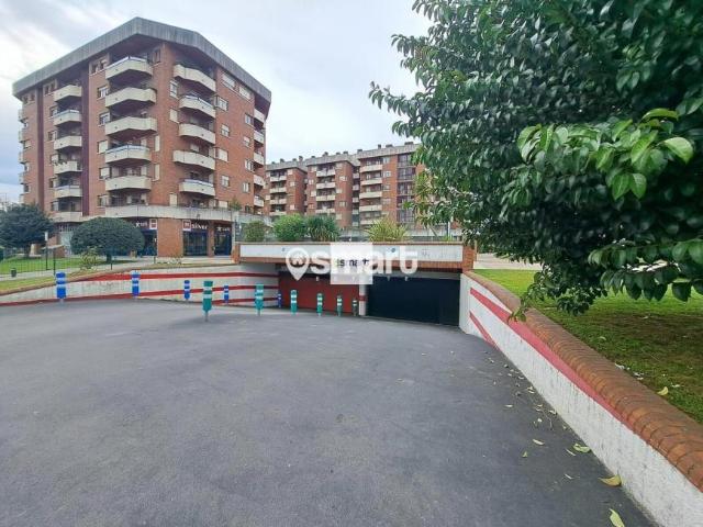 Garaje en venta en Oviedo