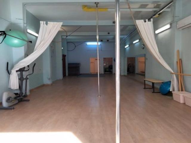 Local Comercial en venta en el Poble Nou, l'Horta Sud