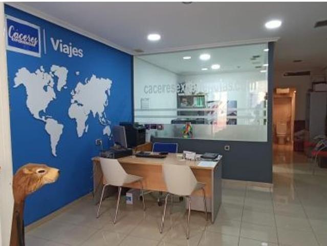 Local Comercial en venta en Margallo, Cáceres