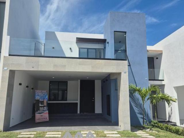 VENTA LOMAS DEL DORADO CASA CON RECAMARA EN PLANTA BAJA