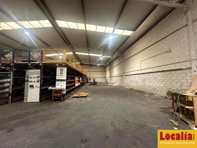 Nave en venta en Cartes, Cantabria