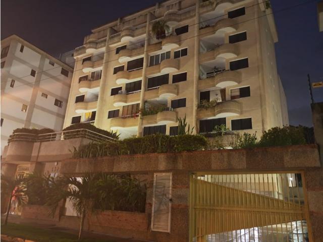 Apartamento en venta en Vargas