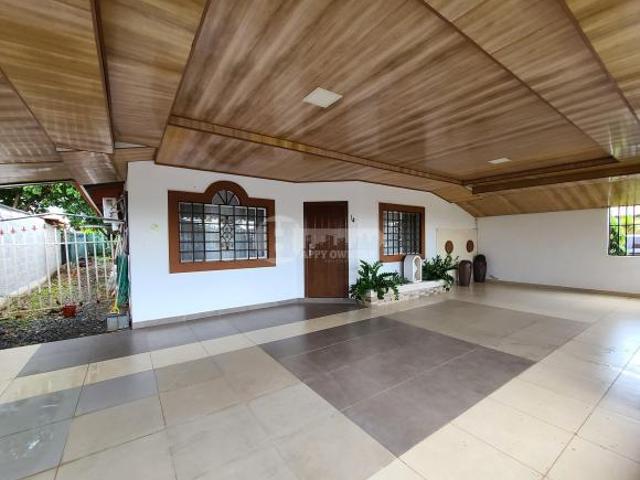 Venta o alquiler de casa en Chitré, Urbanización Marimar