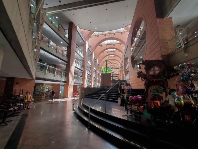 Local comercial en venta en Caracas, Baruta