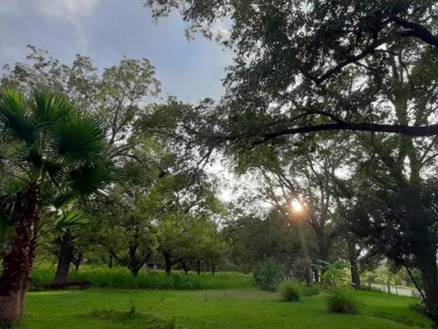 VENTA o RENTA de Casa de Campo y Villas de Descaso en Venta o Renta RENTA $ 60,000 POR MES AMUEB