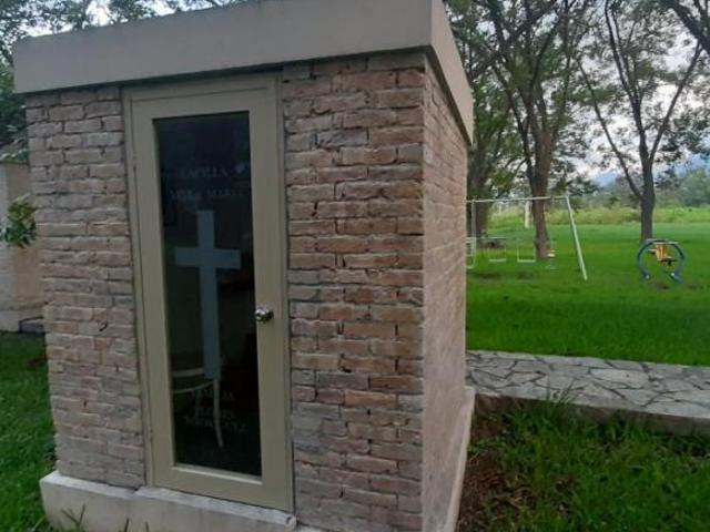 VENTA o RENTA de Casa de Campo y Villas de Descaso en Venta o Renta RENTA $ 60,000 POR MES AMUEB