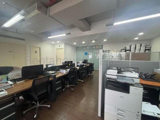 Oficina venta en Santa Ana