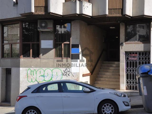 Oficina en venta en Couto, Ourense