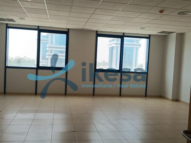 Oficina en venta en Distrito Norte, Sevilla