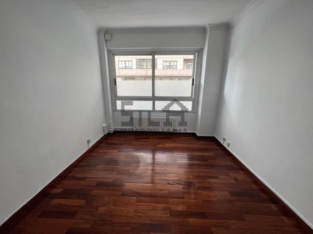Oficina en venta en Centro, Ourense