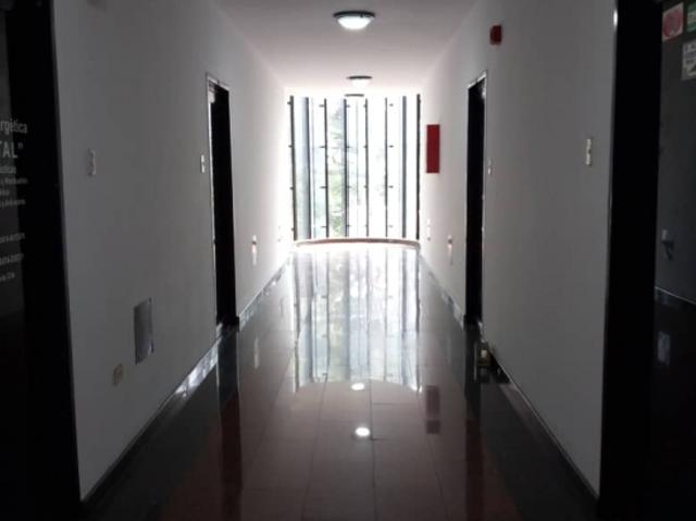 Oficina en venta en Girardot, Aragua