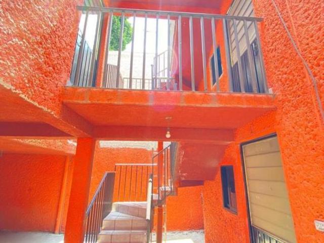 Casa en venta en Colonia Jardines de Cerro Gordo, Ecatepec de Morelos