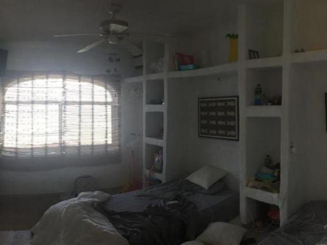 Venta oportunidad para inversionistas a Puerta cerrada con muebles Torre de 5 niveles en Manzanillo