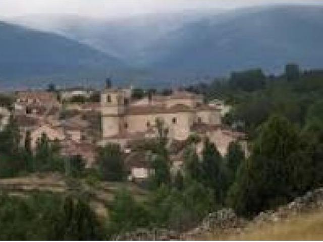 Local Comercial en venta en Prádena, Castilla y León