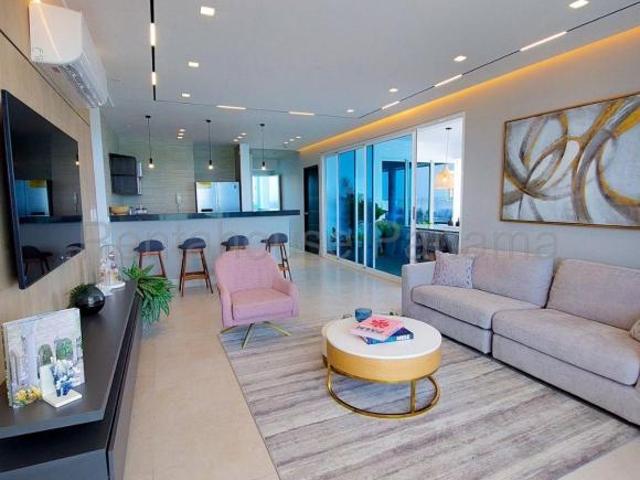 VENTA PH OCEAN WAVES EN SAN CARLOS APARTAMENTO
