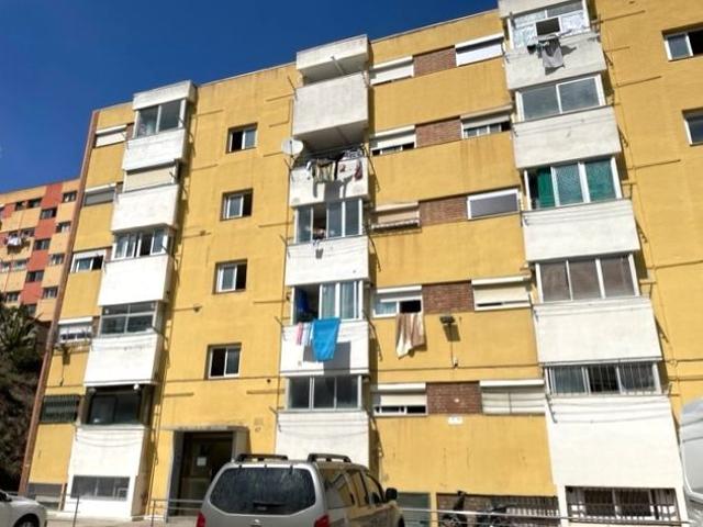Piso en venta en Nou Barris, Barcelonès