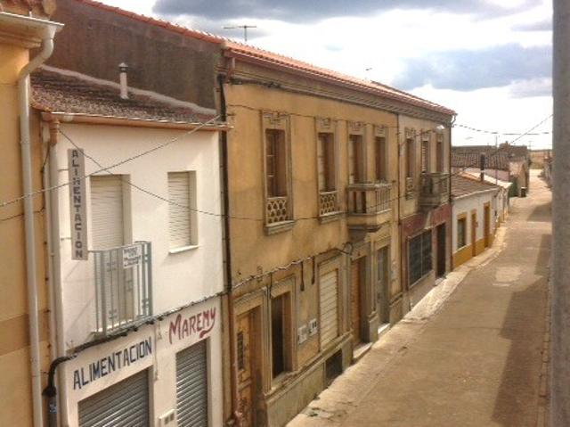 Piso en venta en La Fuente De San Esteban, Castilla y León